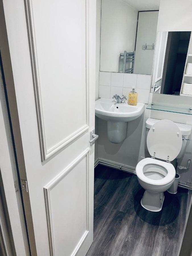Kensington One Bed Apartment Suite London Luaran gambar